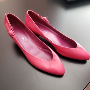 Womens shoes